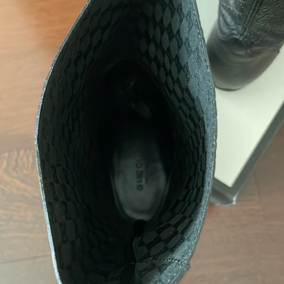 Gucci light leather boots. Authentic - Picture 5 of 11